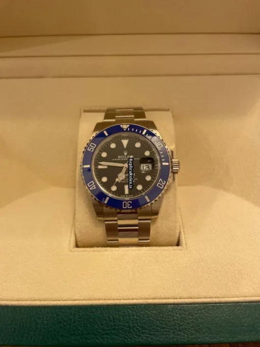 Awesome Replica Rolex Submariner Date 126619lb Caliber 3235 Automatic Movement 41mm White Gold Case Mens/unisex Watch