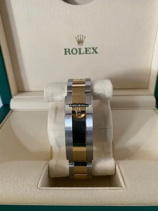 Wonderful Replica Rolex Submariner Date 126613ln Caliber 3235 Automatic Movement 41mm Gold/steel Case Mens/unisex Watch - Image 5