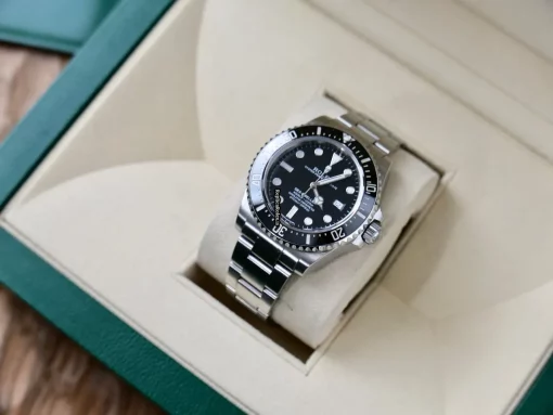 Exquisite Fake Rolex Sea-dweller 4000 116600 Caliber 3135 Automatic Movement 40mm Steel Case Mens/unisex Watch