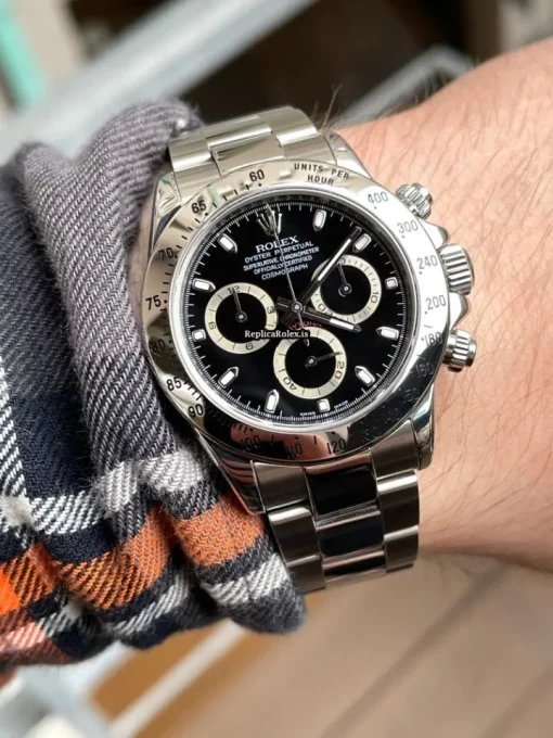 Defect Replica Rolex Daytona 116520 Caliber 4130 Automatic Movement 40mm Steel Case Mens/unisex Watch