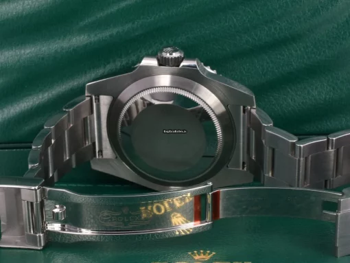 Epic Replica Rolex Submariner Date 116610lv Caliber 3135 Automatic Movement 40mm Steel Case Mens/unisex Watch - Image 9