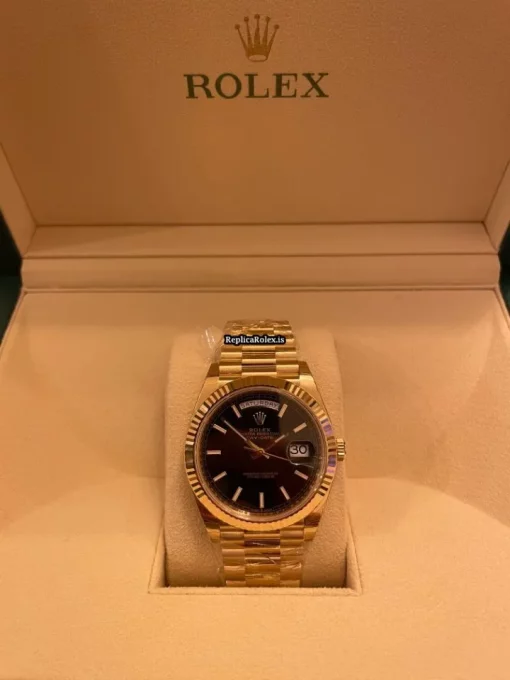 Amazing Replica Rolex Day-date 40 228238 Caliber 3255 Automatic Movement 40mm Yellow Gold Case Mens/unisex Watch - Image 4