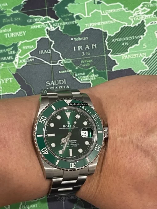 Excellent Fakes Rolex Submariner Date 116610lv Caliber 3135 Automatic Movement 40mm Steel Case Mens/unisex Watch - Image 10