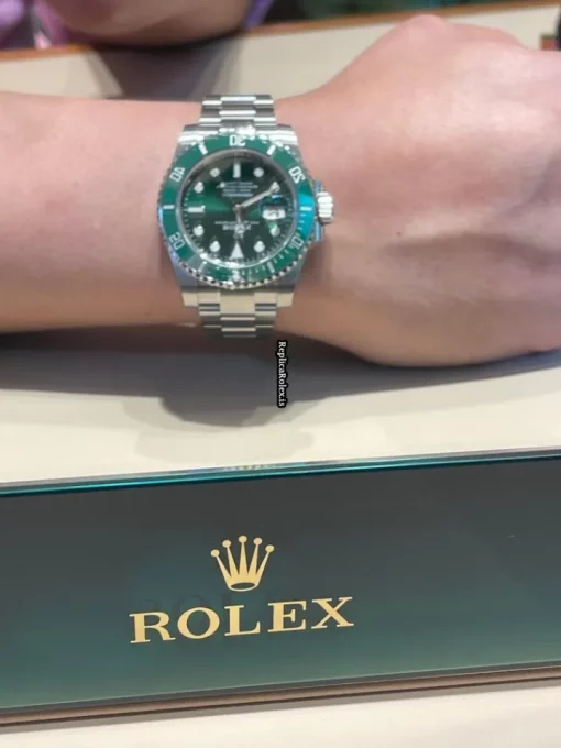 Excellent Fakes Rolex Submariner Date 116610lv Caliber 3135 Automatic Movement 40mm Steel Case Mens/unisex Watch - Image 6