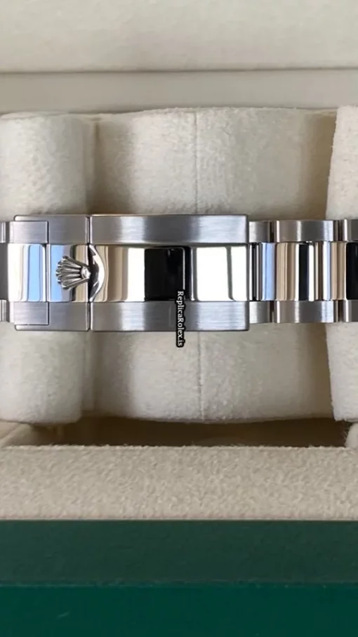 Mind-boggling Replicas Rolex Daytona 116509 Caliber 4130 Automatic Movement 40mm White Gold Case Mens/unisex Watch - Image 3