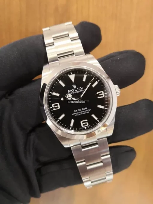 Perfect Fake Rolex Explorer 214270 Caliber 3132 Automatic Movement 39mm Steel Case Mens/unisex Watch