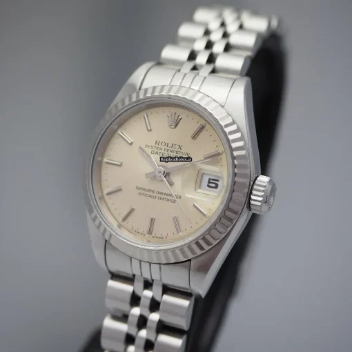 High Quality Fake Rolex Lady-datejust 69174 Caliber 2135 Automatic Movement 26mm Gold/steel Case Watch - Image 2