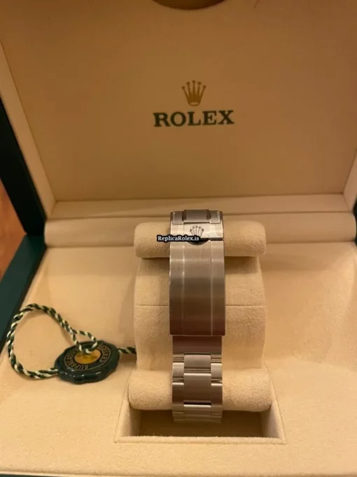 Cheap Replica Rolex Sea-dweller 126600 Caliber 3235 Automatic Movement 43mm Steel Case Mens/unisex Watch - Image 4