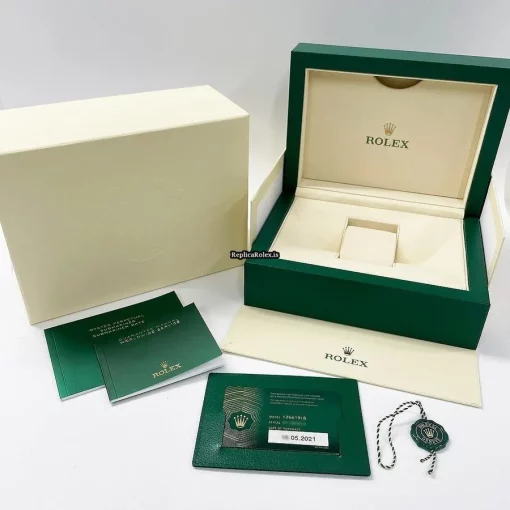 Lovely Fakes Rolex Submariner Date 126619lb Caliber 3235 Automatic Movement 41mm White Gold Case Watch - Image 7