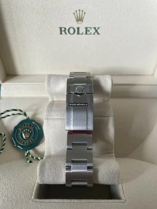 1:1 Replica Rolex Explorer 214270 Caliber 3132 Automatic Movement 39mm Steel Case Mens/unisex Watch - Image 3