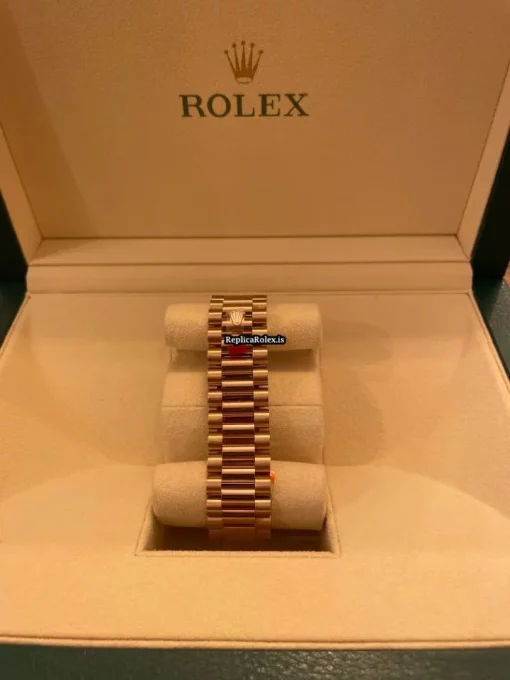 Appealing Fakes Rolex Day-date 40 228235 Caliber 3255 Automatic Movement 40mm Rose Gold Case Mens/unisex Watch - Image 5
