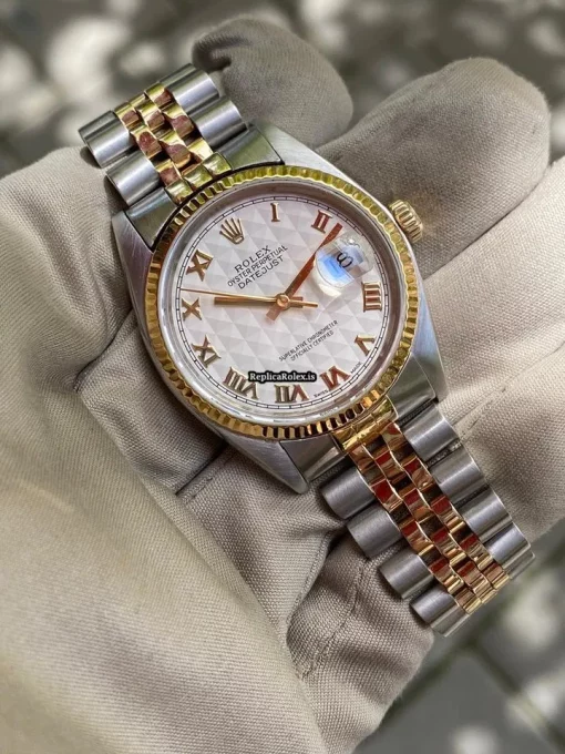 Stylish Fake Rolex Datejust 16013 Caliber 3035 Automatic Movement 36mm Gold/steel Case Mens/unisex Watch - Image 9
