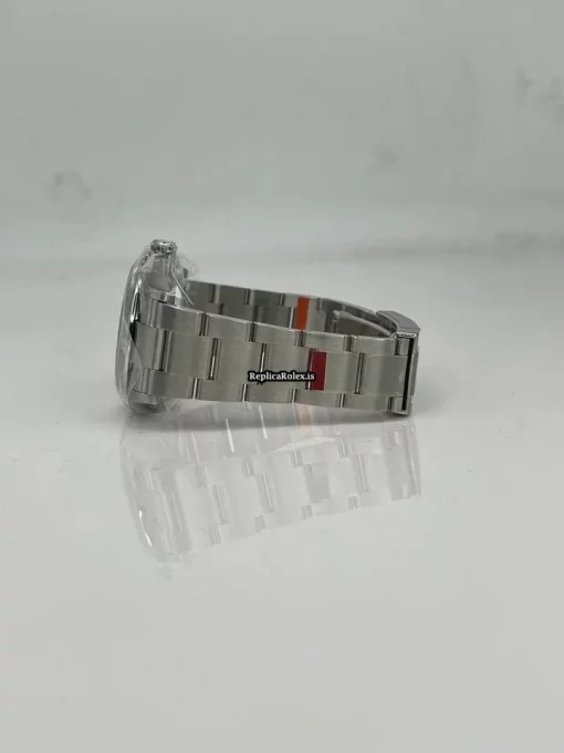 Fantastic Fake Rolex Oyster Perpetual 126000-0006 Caliber 36 Automatic Movement 36mm Steel Case Mens/unisex Watch - Image 3