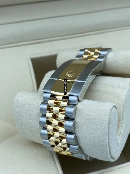 Fantastic Knockoff Rolex Sky-dweller 326933 Caliber 9001 Automatic Movement 42mm Gold/steel Case Mens/unisex Watch - Image 7