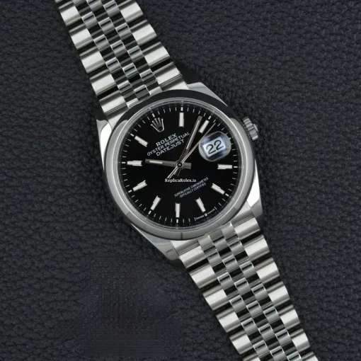 Beautiful Fake Rolex Datejust 126200 Caliber 3235 Automatic Movement 36mm Steel Case Mens/unisex Watch
