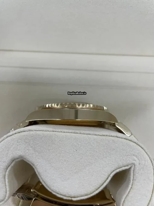 Great Fake Rolex Submariner Date 116618ln Caliber 3135 Automatic Movement 40mm Yellow Gold Case Mens/unisex Watch - Image 3
