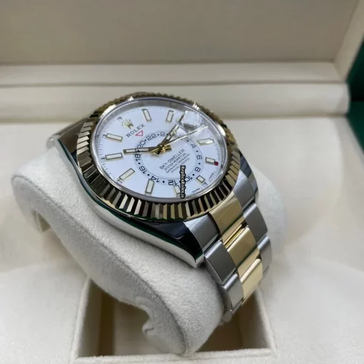 1:1 Replica Rolex Sky-dweller 326933 Caliber 9001 Automatic Movement 42mm Gold/steel Case Mens/unisex Watch - Image 15