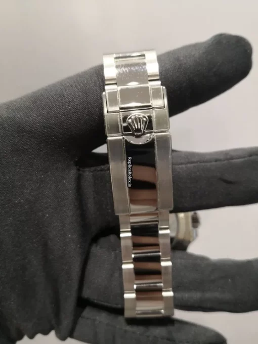 Superb Fake Rolex Gmt-master II 116710blnr Caliber 3186 Automatic Movement 40mm Steel Case Mens/unisex Watch - Image 6