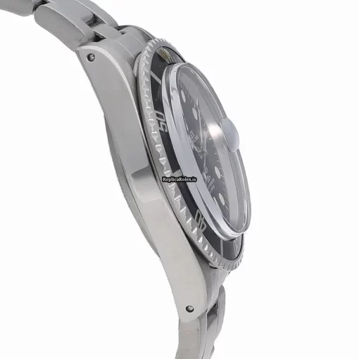 Superior Replica Rolex Submariner Date 1680 Caliber 1570 Automatic Movement 40mm Steel Case Watch - Image 3