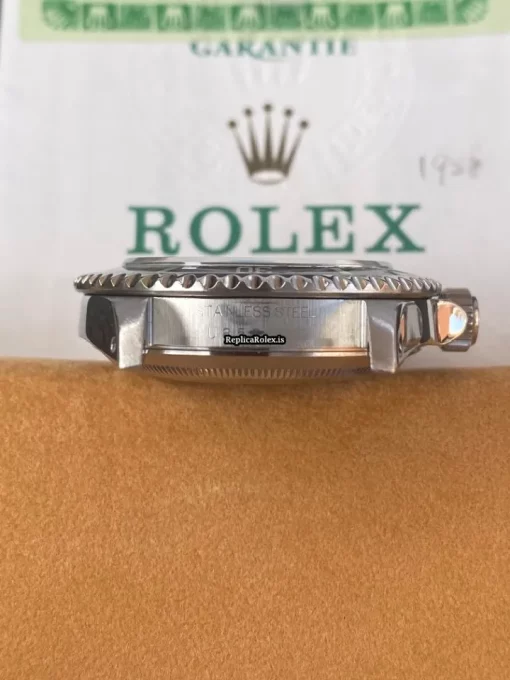 Top Replica Rolex Submariner 14060 Caliber 3000 Automatic Movement 40mm Steel Case Mens/unisex Watch - Image 14
