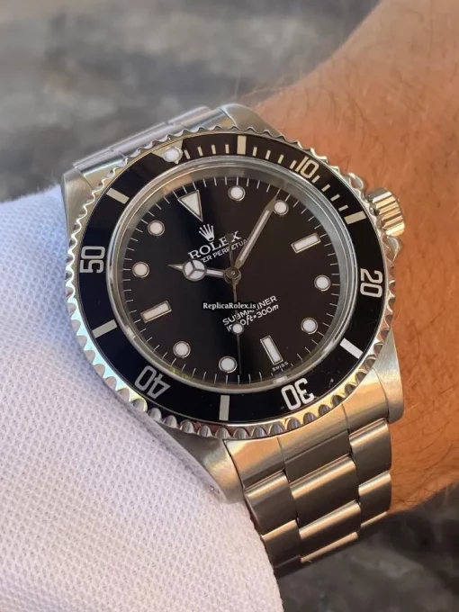 Top Replica Rolex Submariner 14060 Caliber 3000 Automatic Movement 40mm Steel Case Mens/unisex Watch - Image 2