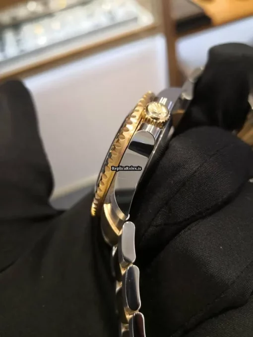 Remarkable Knockoff Rolex Sea-dweller 126603 Caliber 3235 Automatic Movement 43mm Gold/steel Case Mens/unisex Watch - Image 3
