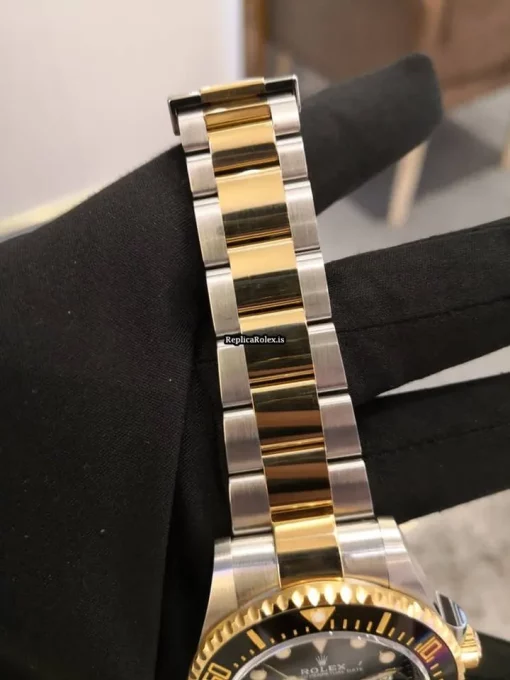 Remarkable Knockoff Rolex Sea-dweller 126603 Caliber 3235 Automatic Movement 43mm Gold/steel Case Mens/unisex Watch - Image 6