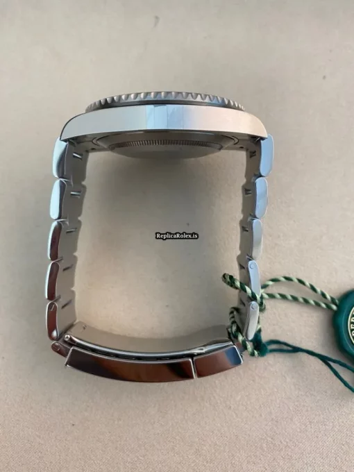 Wonderful Replica Rolex Submariner Date 126610lv Caliber 3235 Automatic Movement 41mm Steel Case Mens/unisex Watch - Image 3