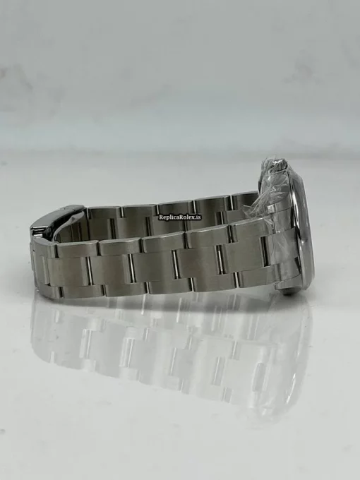 Quality Replica Rolex Oyster Perpetual 31 277200 Caliber 2232 Automatic Movement 31mm Steel Case Womens Watch - Image 5