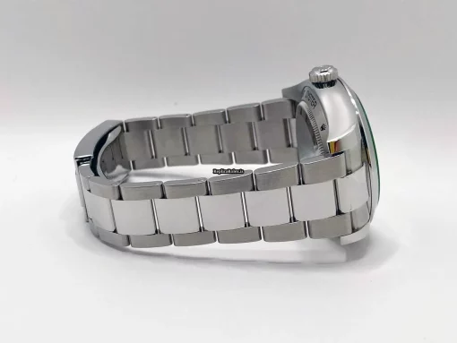 Top Replica Rolex Milgauss 116400gv Caliber 3131 Automatic Movement 40mm Steel Case Mens/unisex Watch - Image 5