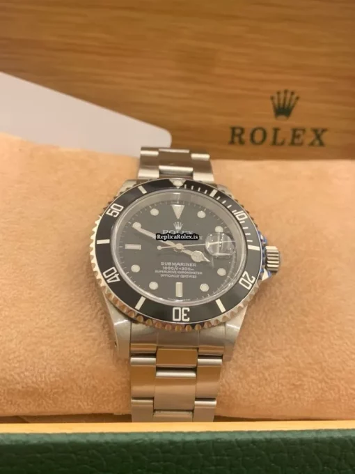 Fabulous Replica Rolex Submariner Date 16610 Caliber 3135 Automatic Movement 40mm Steel Case Mens/unisex Watch - Image 5