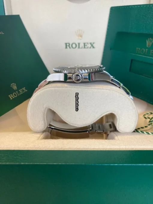 1:1 Replica Rolex Submariner Date 116610ln Caliber 3135 Automatic Movement 40mm Steel Case Mens/unisex Watch - Image 4