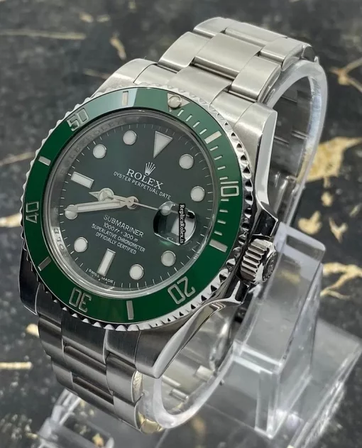 Inexpensive Fakes Rolex Submariner Date 116610lv Caliber 3135 Automatic Movement 40mm Steel Case Mens/unisex Watch - Image 11