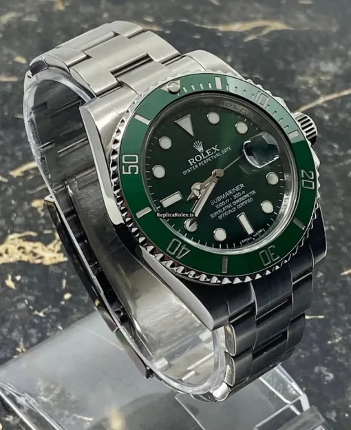 Inexpensive Fakes Rolex Submariner Date 116610lv Caliber 3135 Automatic Movement 40mm Steel Case Mens/unisex Watch - Image 9