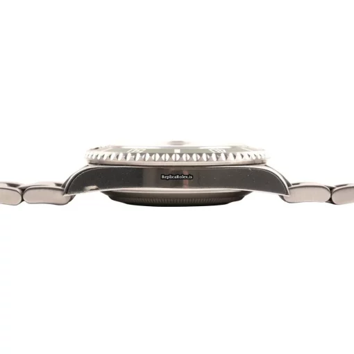 Incredible Replica Rolex Submariner Date 16610lv Caliber 3135 Automatic Movement 40mm Steel Case Mens/unisex Watch - Image 4