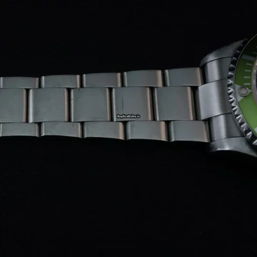 Lovely Fake Rolex Submariner Date 16610lv Caliber 3135 Automatic Movement 40mm Steel Case Mens/unisex Watch - Image 15