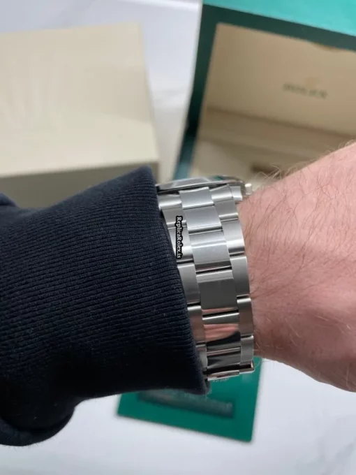 Good Fake Rolex Datejust 126300 Caliber 3235 Automatic Movement 41x48mm Steel Case Mens/unisex Watch - Image 11