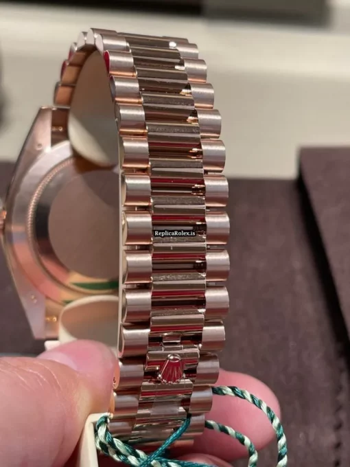 Aaa Copy Rolex Day-date 40 228235 Caliber 3255 Automatic Movement 40mm Rose Gold Case Mens/unisex Watch - Image 4