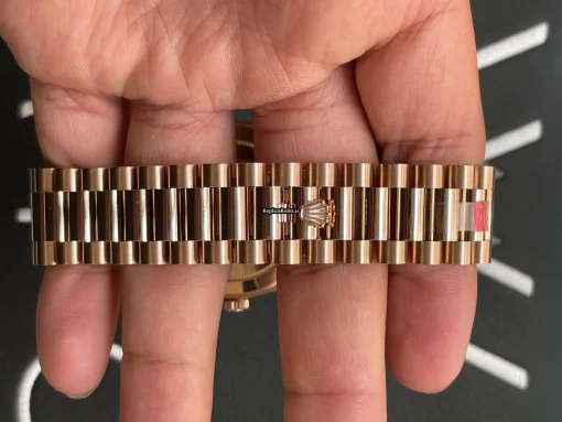 Fantastic Replicas Rolex Day-date 40 228345rbr-0006 Caliber 3255 Automatic Movement 40mm Rose Gold Case Mens/unisex Watch - Image 4
