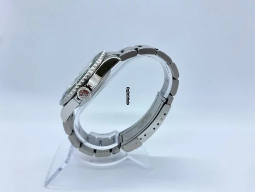 Offering Replica Rolex Submariner Date 16610lv Caliber 3135 Automatic Movement 40mm Steel Case Mens/unisex Watch - Image 3