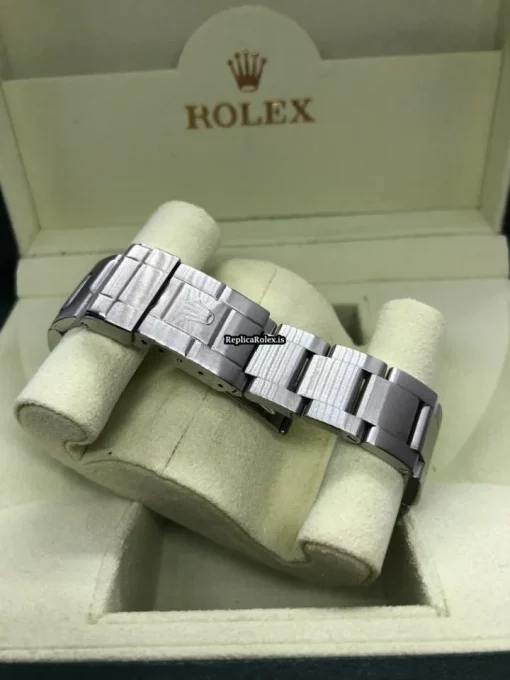 Affordable Replica Rolex Explorer II 16570 Caliber 3185 Automatic Movement 40mm Steel Case Mens/unisex Watch - Image 9