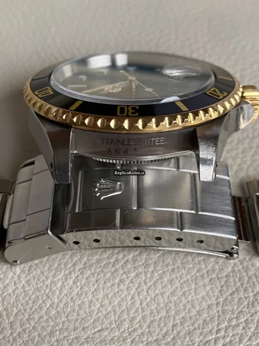 Incredible Replica Rolex Submariner Date 16613 Caliber 3135 Automatic Movement 40mm Gold/steel Case Mens/unisex Watch - Image 15