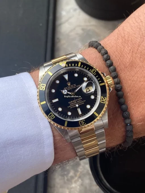 Incredible Replica Rolex Submariner Date 16613 Caliber 3135 Automatic Movement 40mm Gold/steel Case Mens/unisex Watch - Image 2