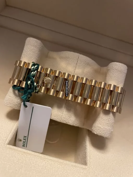 Lovely Fake Rolex Day-date 36 128238 Caliber 3255 Automatic Movement 36x43mm Yellow Gold Case Mens/unisex Watch - Image 3