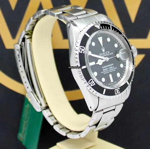 Fabulous Replica Rolex Submariner Date 1680 Caliber 1570 Automatic Movement 40mm Steel Case Mens/unisex Watch - Image 8