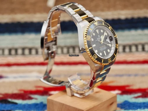 Defect Fake Rolex Sea-dweller 126603 Caliber 3235 Automatic Movement 43mm Gold/steel Case Mens/unisex Watch - Image 9