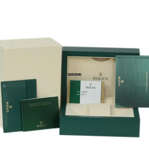 Remarkable Fake Rolex Submariner Date 116610 Caliber 3135 Automatic Movement 40mm Steel Case Mens/unisex Watch - Image 5