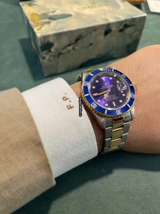 Offering Replica Rolex Submariner Date 16613 Caliber 3135 Automatic Movement 40mm Gold/steel Case Mens/unisex Watch - Image 10
