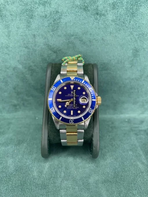 Offering Replica Rolex Submariner Date 16613 Caliber 3135 Automatic Movement 40mm Gold/steel Case Mens/unisex Watch - Image 2