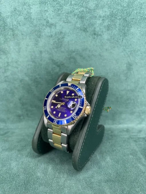 Offering Replica Rolex Submariner Date 16613 Caliber 3135 Automatic Movement 40mm Gold/steel Case Mens/unisex Watch - Image 4